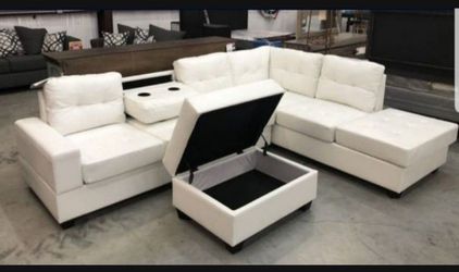 Heights Reversible Sectional + Storage Ottoman Set