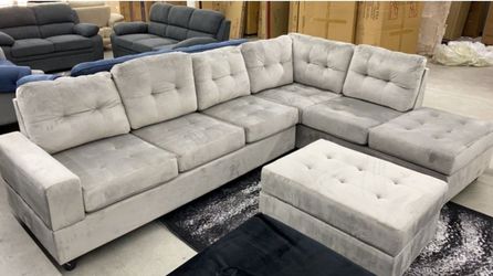 Heights Reversible Sectional + Storage Ottoman Set