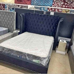 Luxor Platform Bed Queen, King