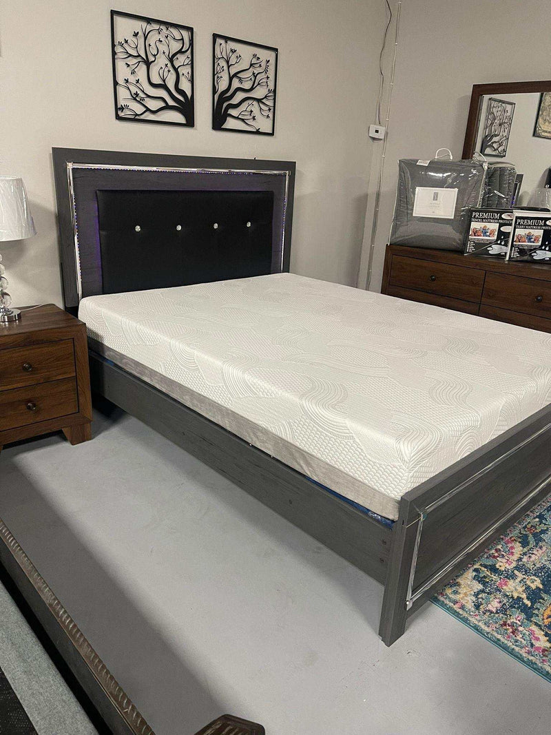 Lodanna Gray Queen Panel Bed