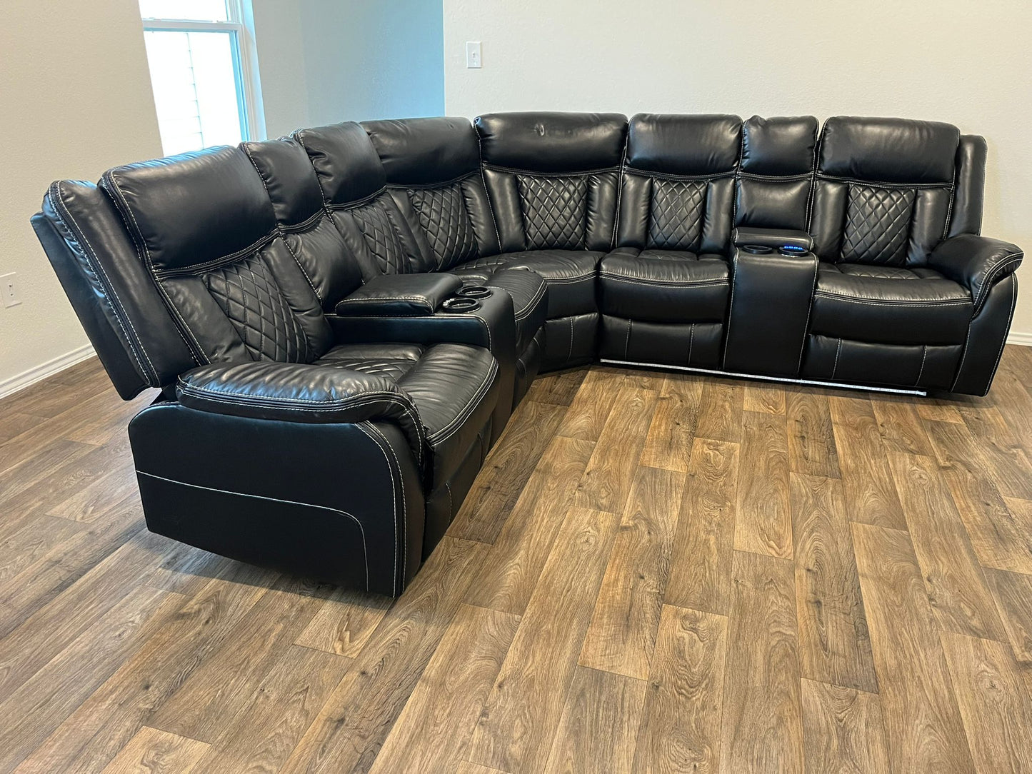 Jacob Black Reclining Sectional