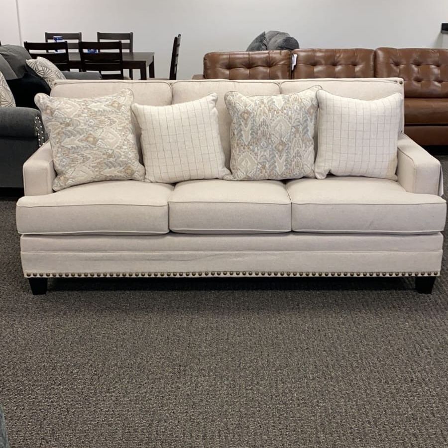 Ashley 156-02 - Sofa & Loveseat Set