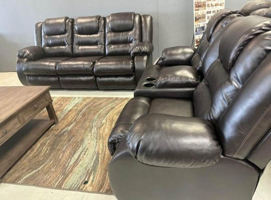 Vacherie Chocolate Reclining Living Room Set