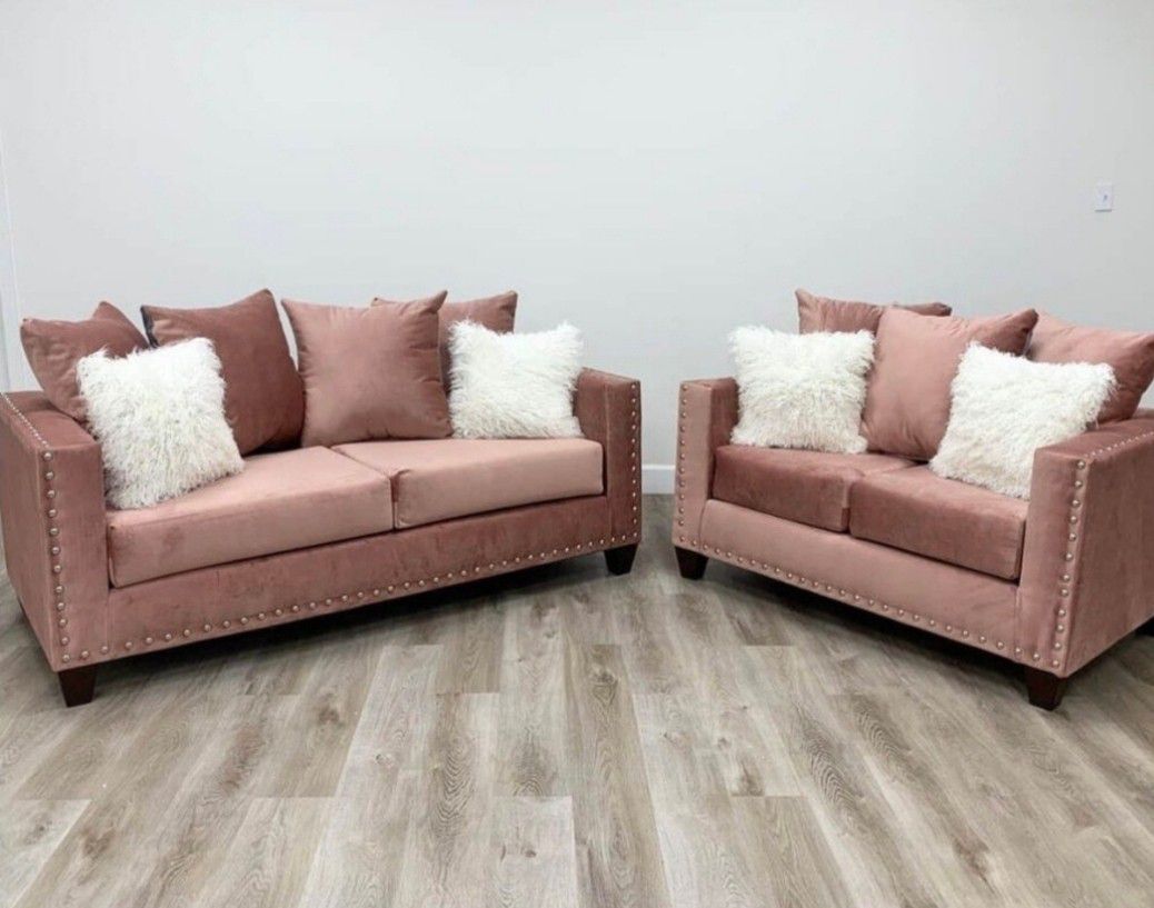 Cinderella Sofa & Loveseat **FLASH SALE**