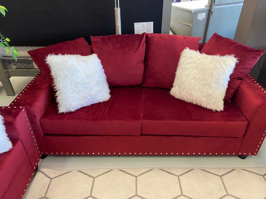 Cinderella Sofa & Loveseat **FLASH SALE**