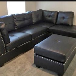 New Sienna Sectional + Ottoman Set (Black Leather)